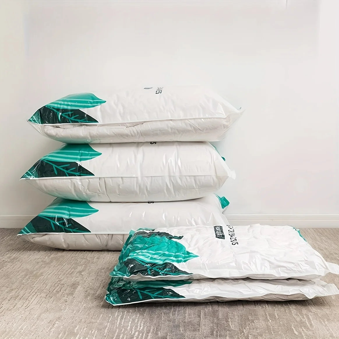 1PC-Reusable Vacuum Storage Bag Travel Clothes Blankets Comforters Compression Space Saving and Special