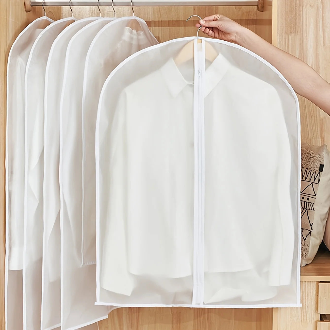 1pc Transparent Three-dimensional Clothes Dust Bag, Clothes Dust Cover, Suit Coat Dust-proof Hanging Clothes Bag, Home Storage &