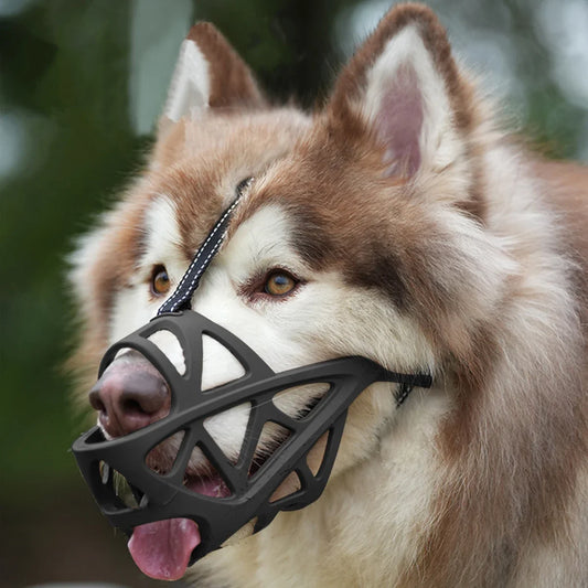 1PC Dog Comfy Breathable Basket Muzzle Guard Against Biting And Barking Medium And Large Dog Mask Anti-barking Muzzle For Pets