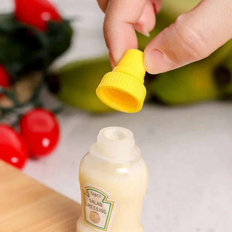 2pcs Mini Sauce Bottle Refillable Ketchup Honey Salad Containers Bottles Portable Sauce Jars Lunch Box Dressing Dispensers Box