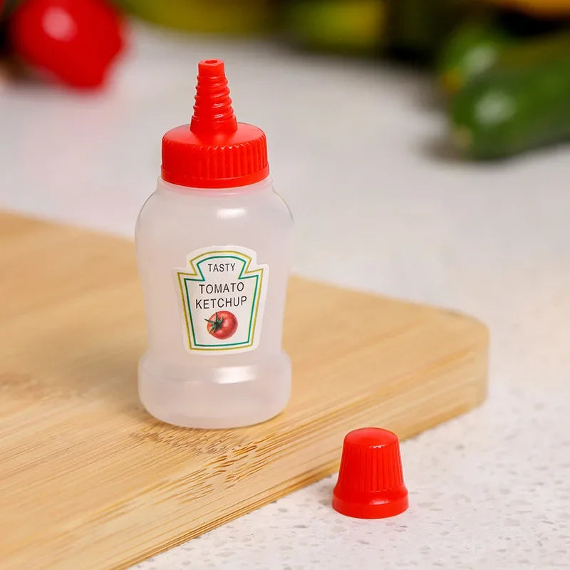 2pcs Mini Sauce Bottle Refillable Ketchup Honey Salad Containers Bottles Portable Sauce Jars Lunch Box Dressing Dispensers Box